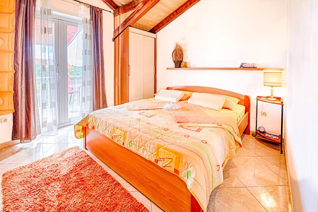 Apartmani Rita Milna  Cameră foto